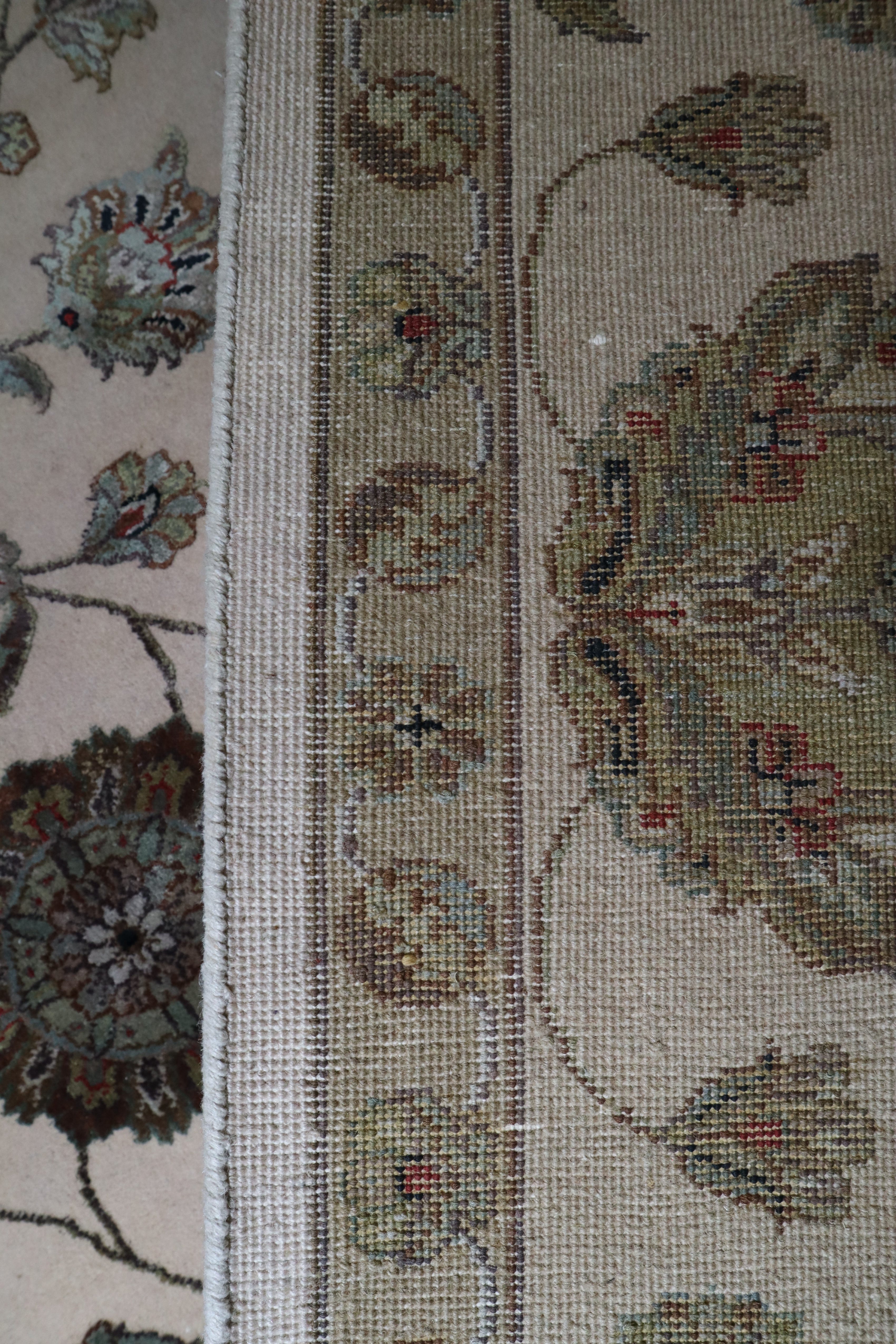 Silk Flower Rug, Persian Design Rug, Authentic Rug