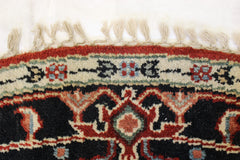6x6 Round Rug, Indian Serapi Rug