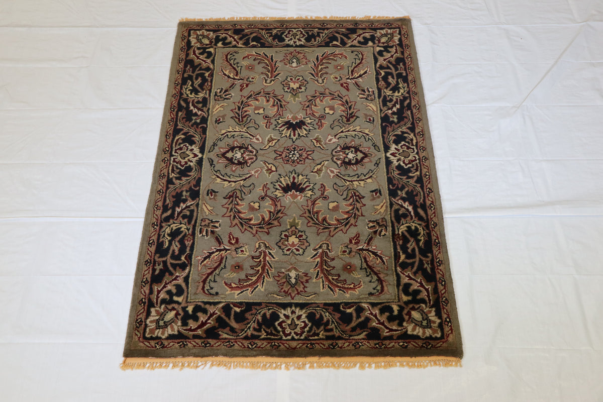 Tufted Rug, Indian Rug, Traditional Rug, 4x6 Area Rug